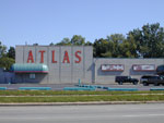 2005 Atlas Supermarket sign coming down